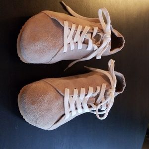 Suede OTZ Lace Ups, Pilgrim